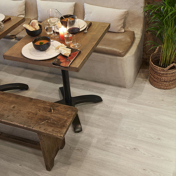 VINIL LVT CLASSIC NATUR LIGHT 5,0/0,55 MM 23/33/42 DC