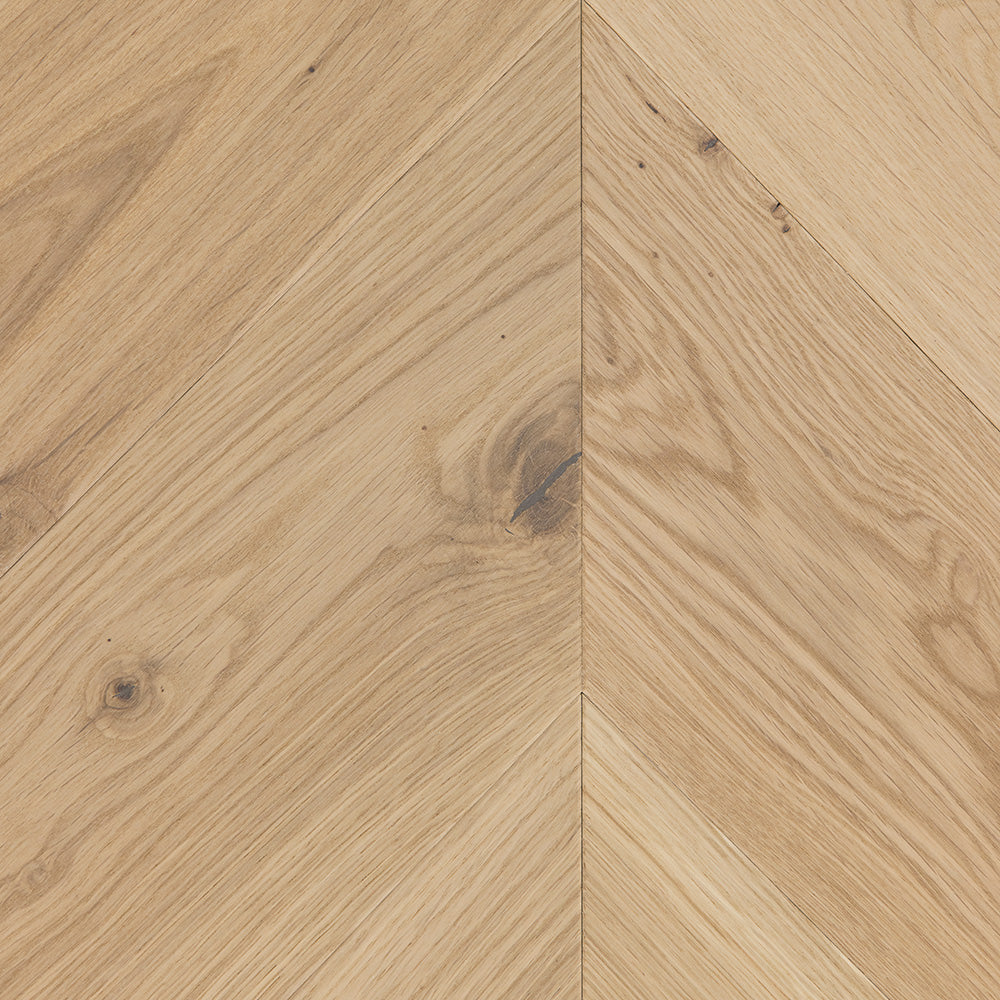 PARKET TGP 1L HRAST CHEVRON 45 BRETAGNE NATURAL BIJELO ULJEN ČETKAN 4Vm T&G