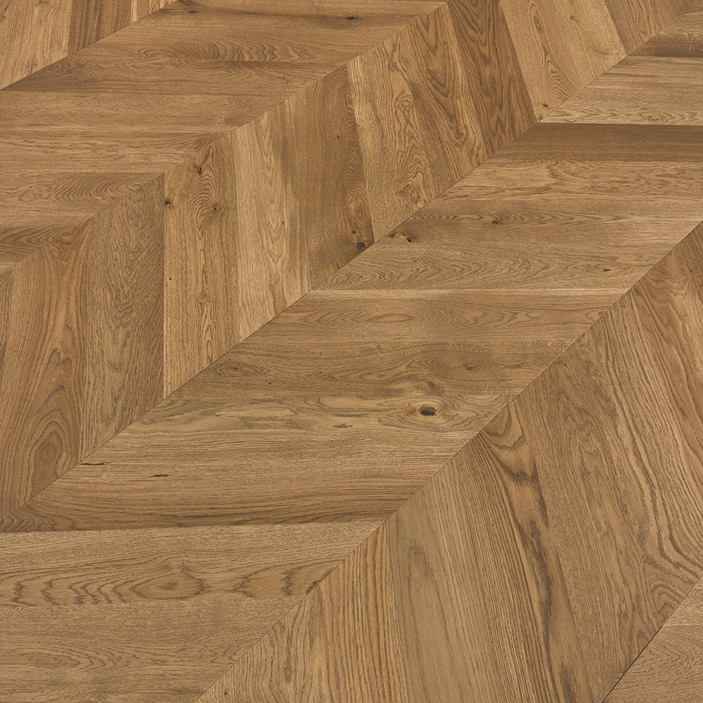 PARKET TGP 1L HRAST CHEVRON 45 CORSE NATURAL BROWN MAT LAK ČETKAN 4Vm T&G